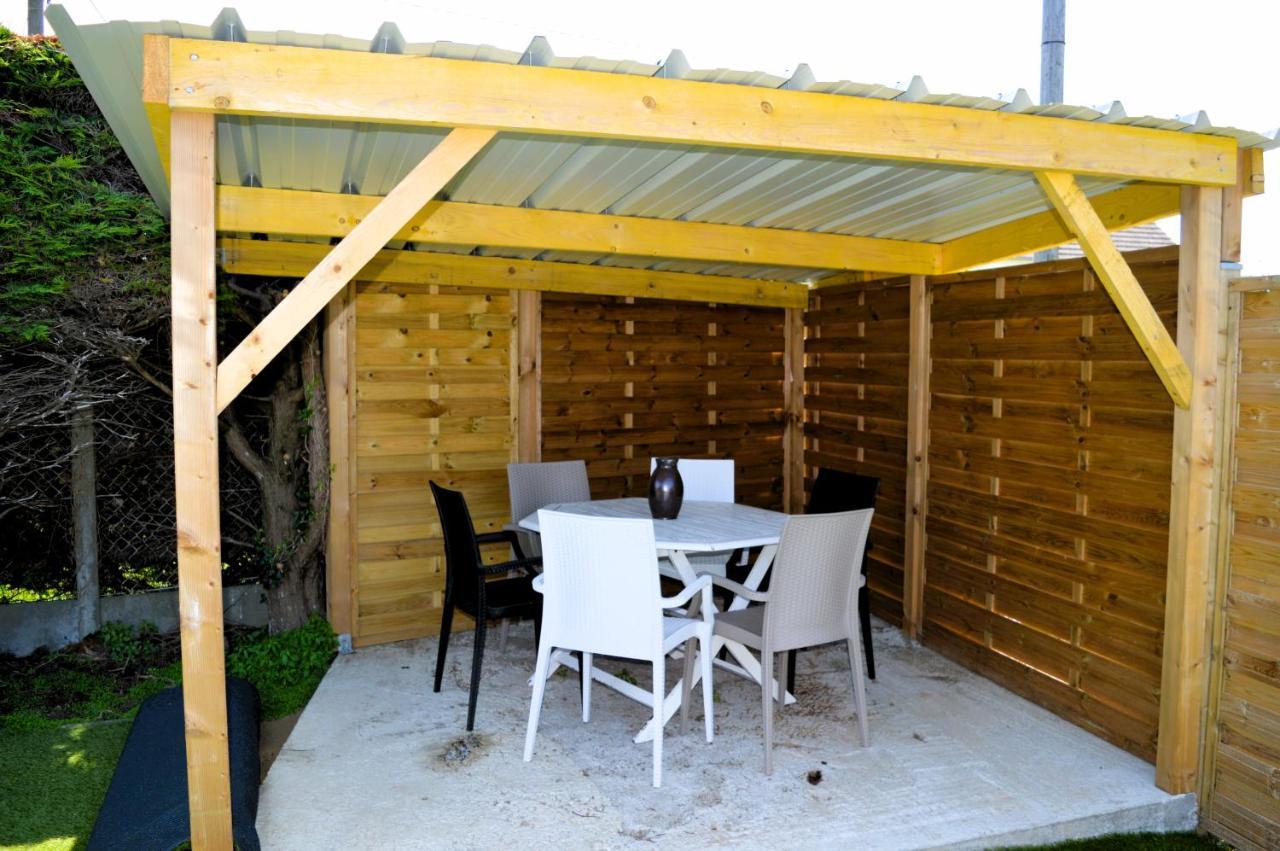 Le Chalet A Hub - Exterieur, Proche De La Plage Анель Экстерьер фото